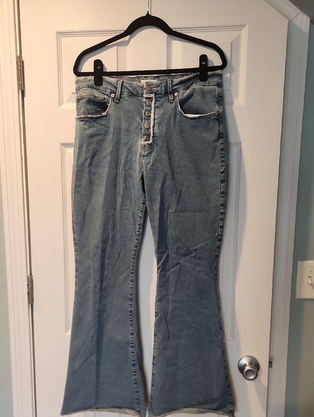 Good American Light Blue Flared Button-Front Jeans